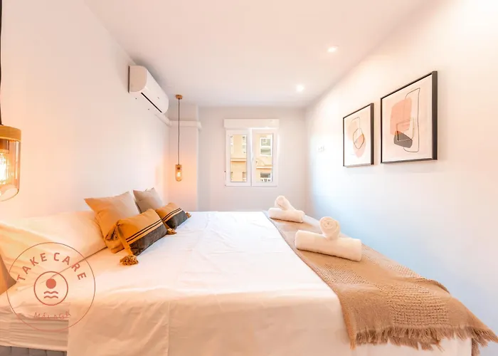 Spacious Apartment In Malaga - Tcm